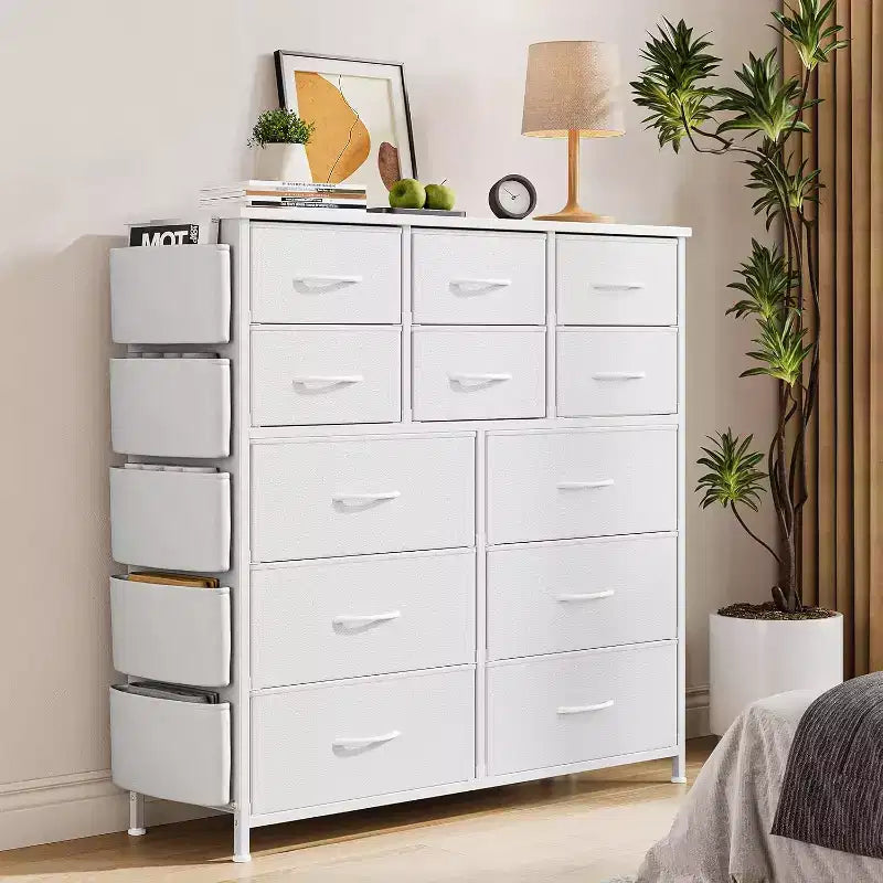 Cassettiera alta 90 cm per camera da letto con 12 cassetti, comò con tasche laterali e ganci, robusto telaio in acciaio, piano in legno, maniglia facile da tirare