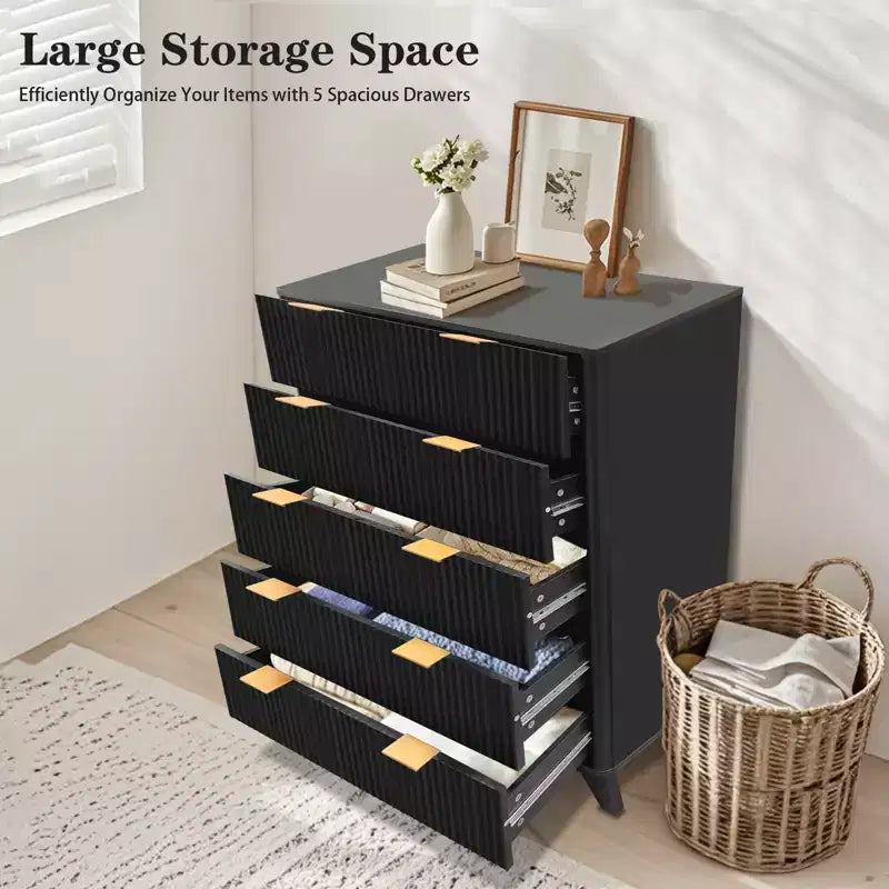 Comò a 5 Cassetti Scanalati, Comodino Moderno Alto 122 cm con Dispositivo Anti-Ribaltamento, Organizer in Legno per Camera da Letto, Soggiorno, Ingresso